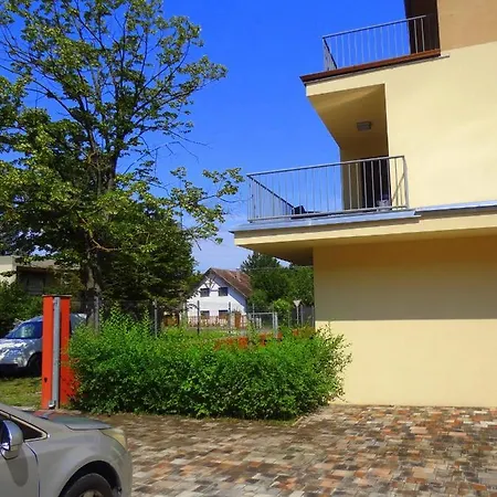 Apartman In Balaton 38177 *